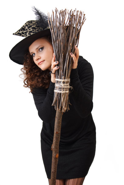 女巫和扫帚。图片下载