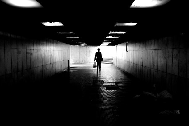 隧道mono图片下载