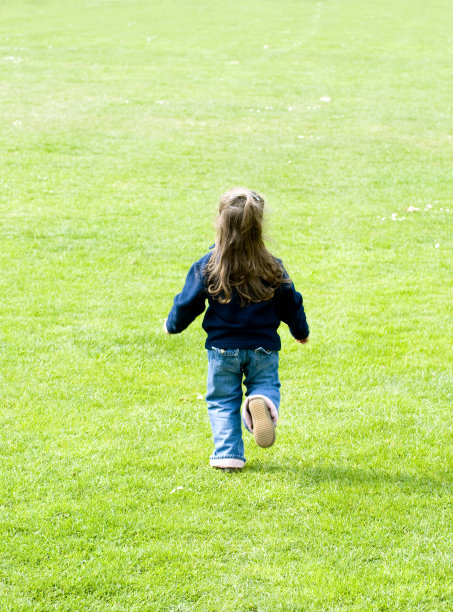 孩子跑图片下载