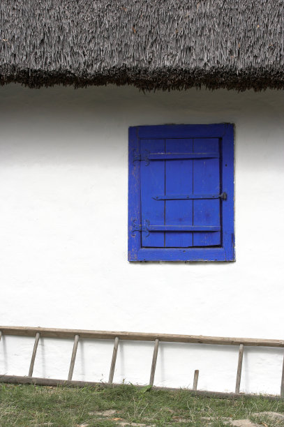 蓝色的窗口图片下载