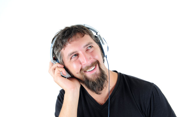 用耳机听音乐图片下载