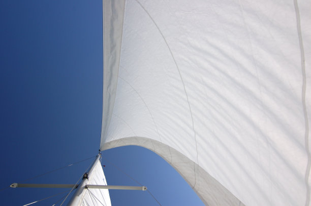 抬头看帆图片下载