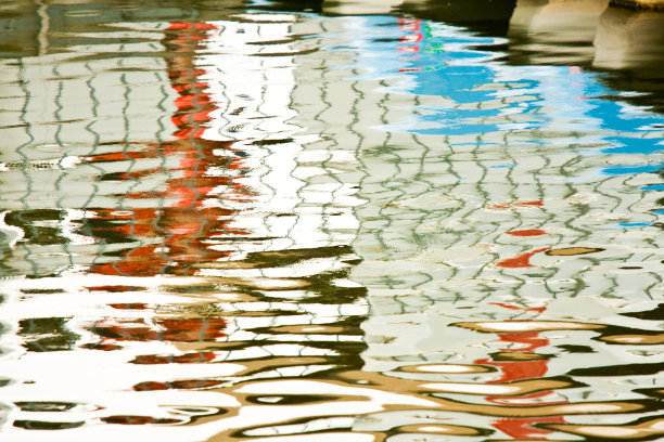 摘要水反射图片下载