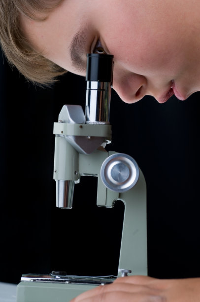 通过显微镜观察图片下载