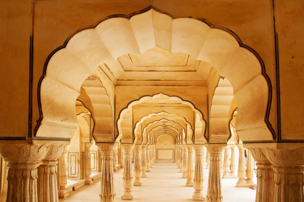 琥珀堡的圆柱大厅。图片下载