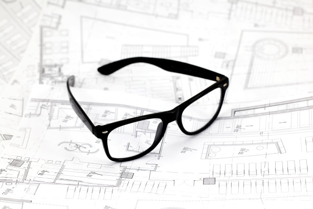 建筑蓝图上的黑眼镜图片下载