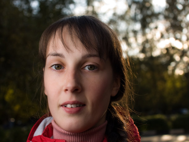 漂亮的女孩图片下载