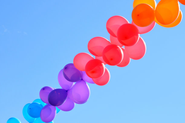 天空中的气球图片下载