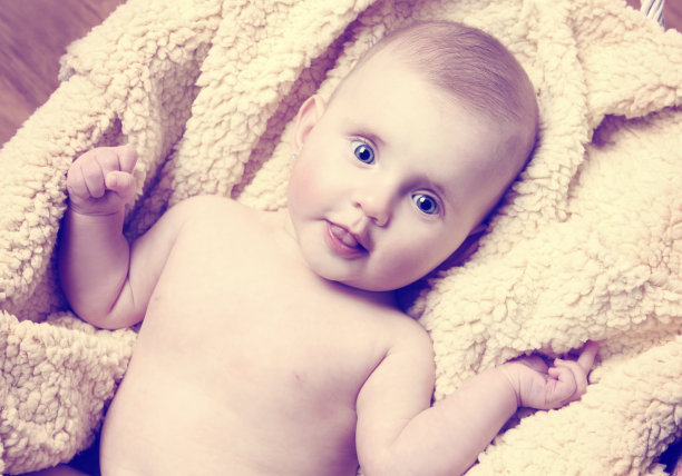 糖果的女孩图片下载