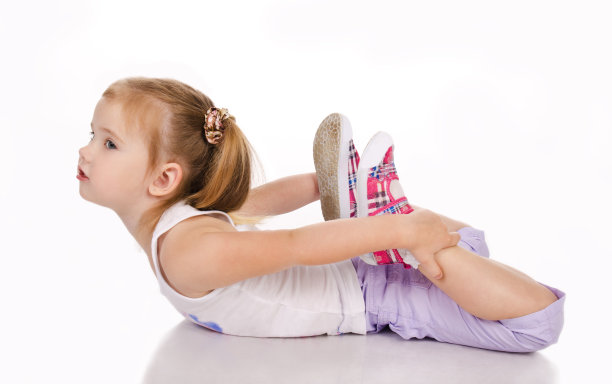 体操可爱的小女孩孤立图片下载