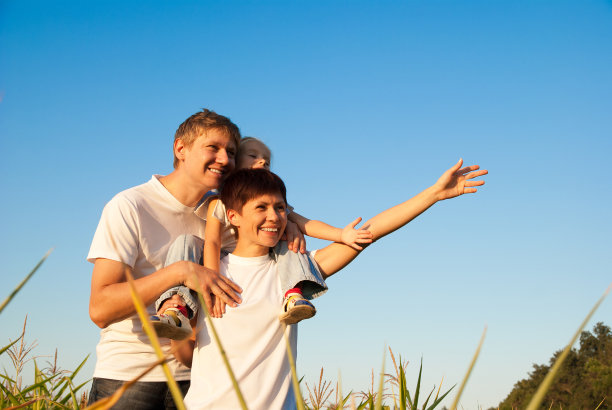 幸福的家庭图片下载