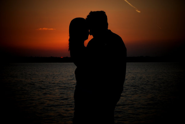 黄昏的爱图片下载