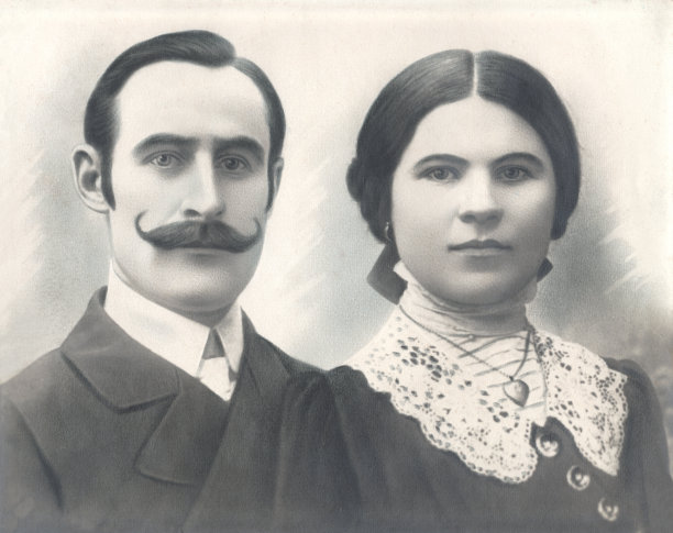 1920年的夫妻生活图片下载