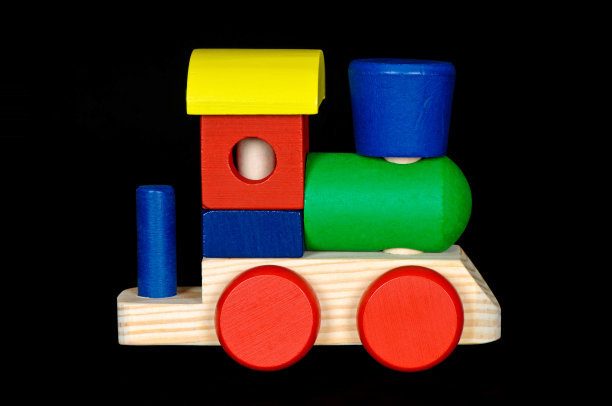 彩色木制机车图片下载