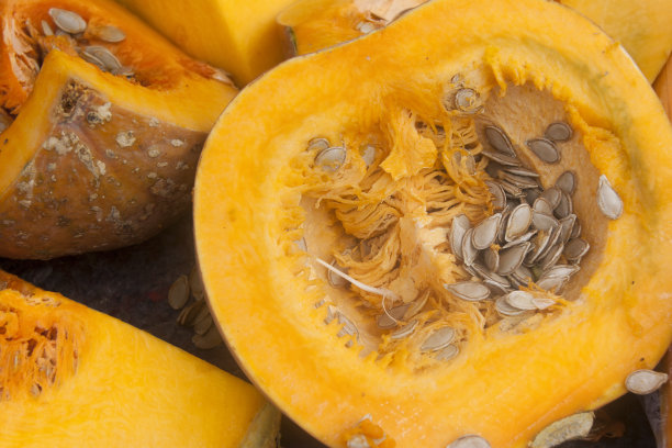带种子的南瓜横切面图片下载
