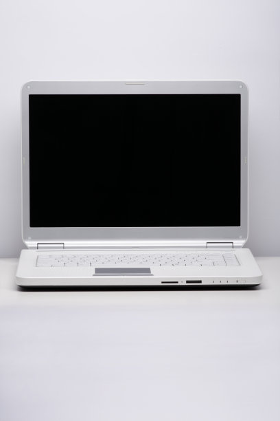 白银色的笔记本电脑图片下载