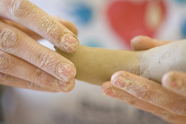 使用粘土图片下载