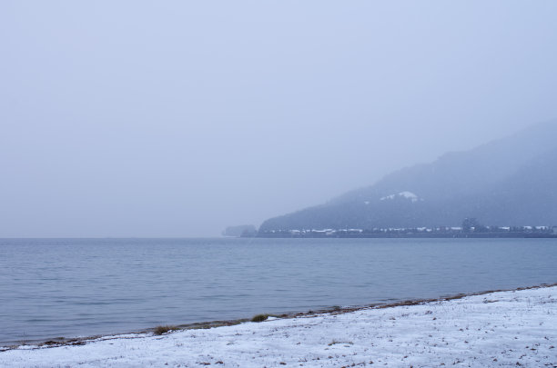 雪的沙滩图片下载
