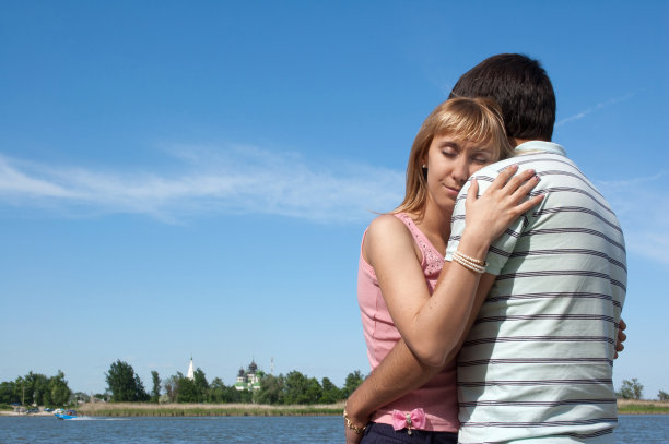 女孩和男孩图片下载