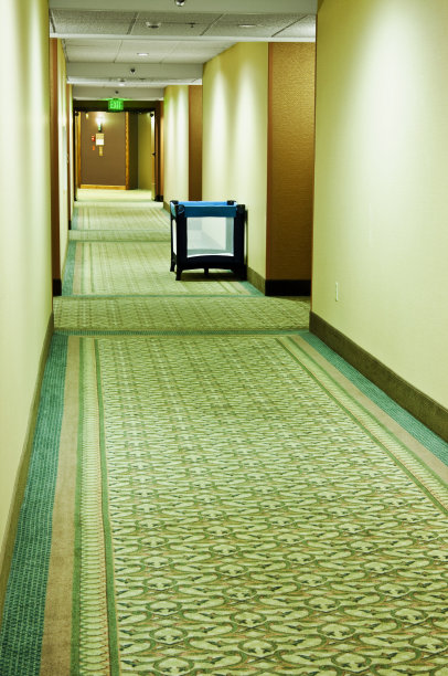 酒店大厅弃置婴儿围栏图片下载