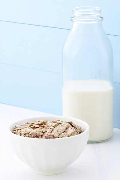 美味健康的浆果麦片图片下载