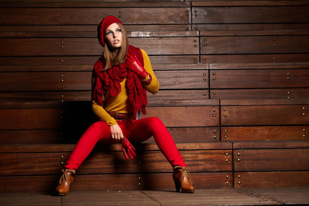 秋色的时尚女人图片下载