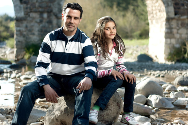 父亲和女儿图片下载