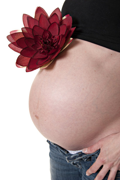 孕妇用红色图片下载