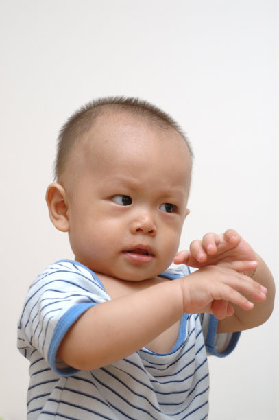 可爱的宝宝照片图片下载