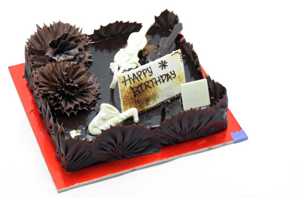 巧克力生日蛋糕甜点图片下载