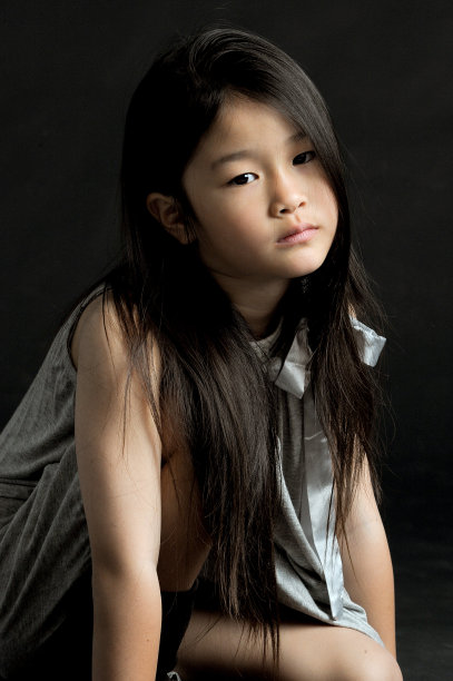 亚洲小女孩图片下载