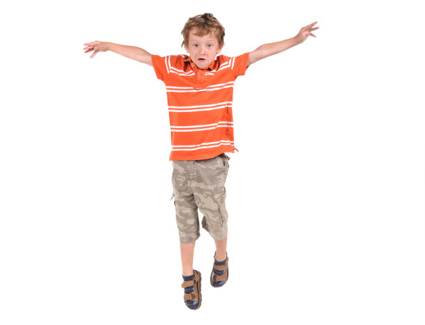 男孩跳图片下载