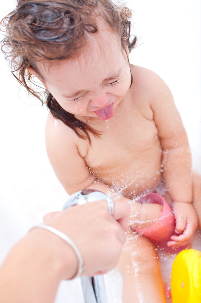 婴儿浴缸图片下载