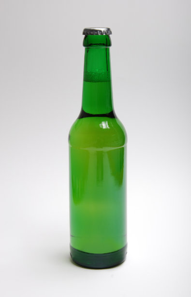 啤酒瓶图片下载