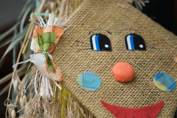 在秋天放风筝图片下载