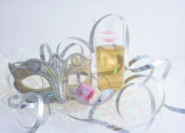 面具和香槟图片下载