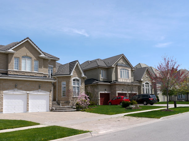 郊区的街道图片下载