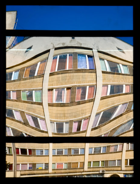 建筑的弯曲反射图片下载