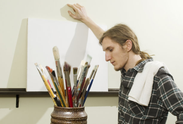 空白画布的艺术家图片下载