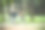 公园里的女自行车手，有意的运动模糊(平移)图片下载