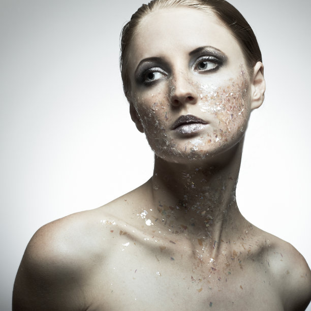 年轻美女的肖像图片下载