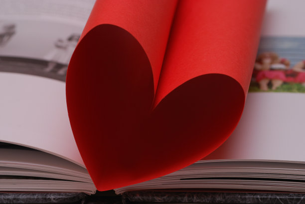 纸的心图片下载