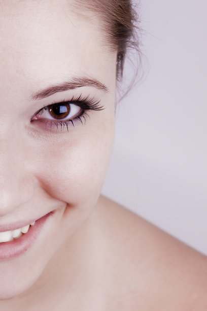 一个美丽女孩的肖像图片下载