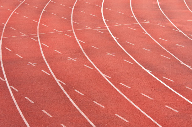 红色跑道的车道图片下载