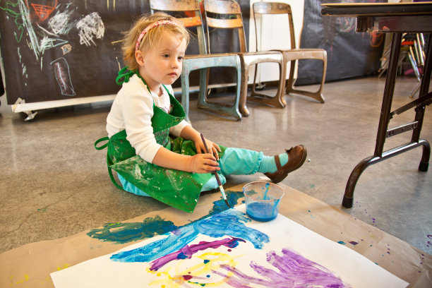 美术课素材图片