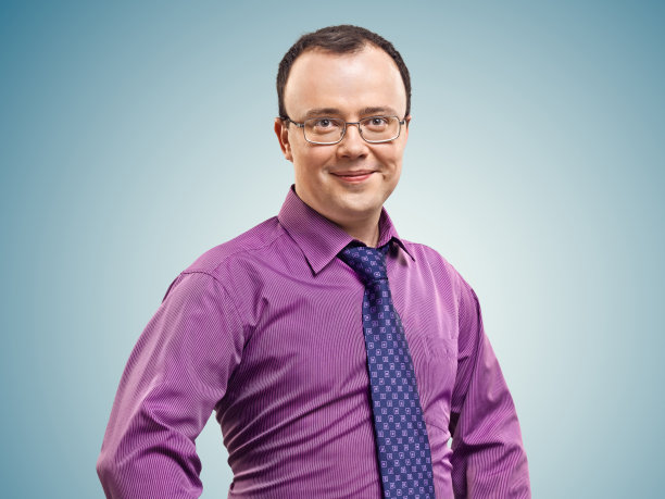 正式的男性肖像图片下载