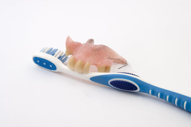 假牙和牙刷图片下载