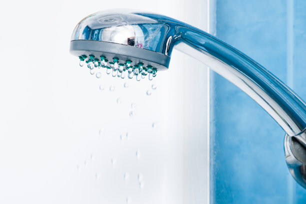 在浴室淋浴图片下载