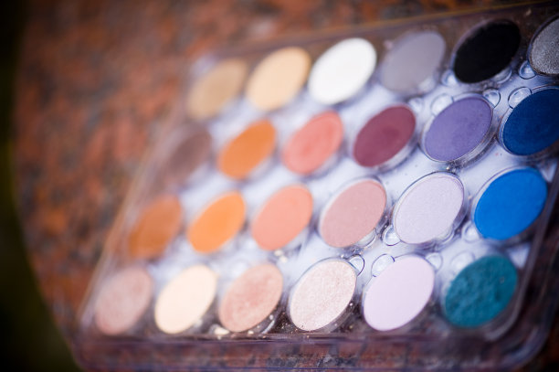 选择颜色眼影图片下载