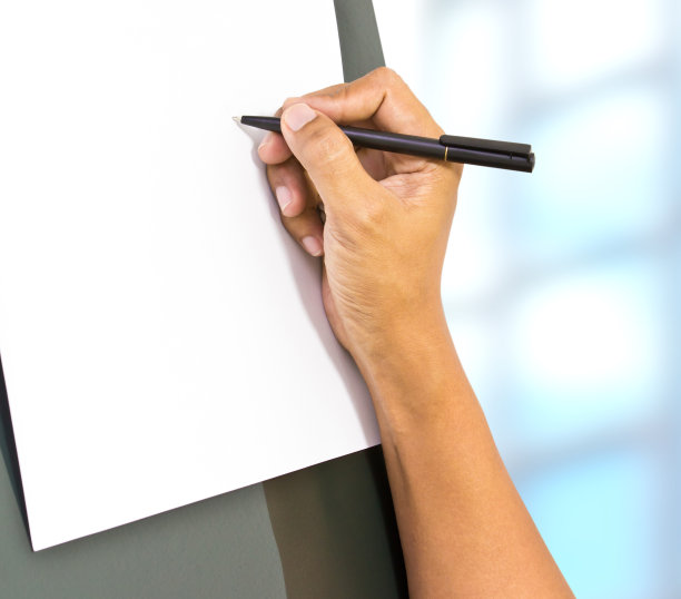 白色背景上的钢笔图片下载